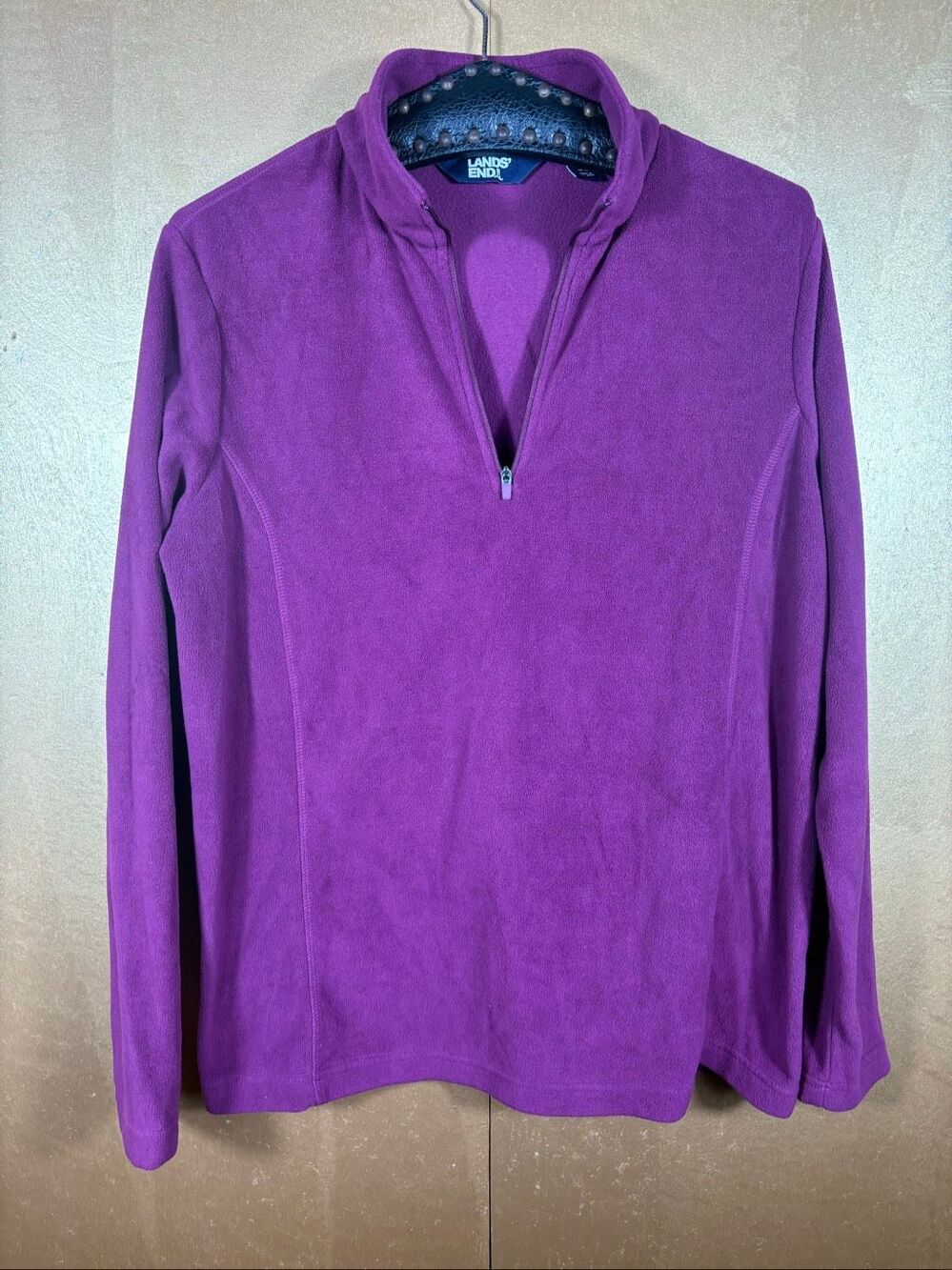 lands End woman’s pullover fleece sweatshirt size M